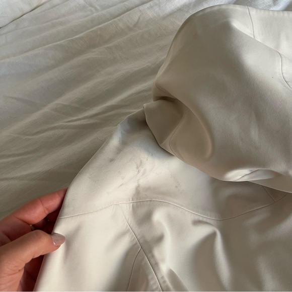 Lululemon White Opal RepelShell Rain Jacket - Picture 5 of 7